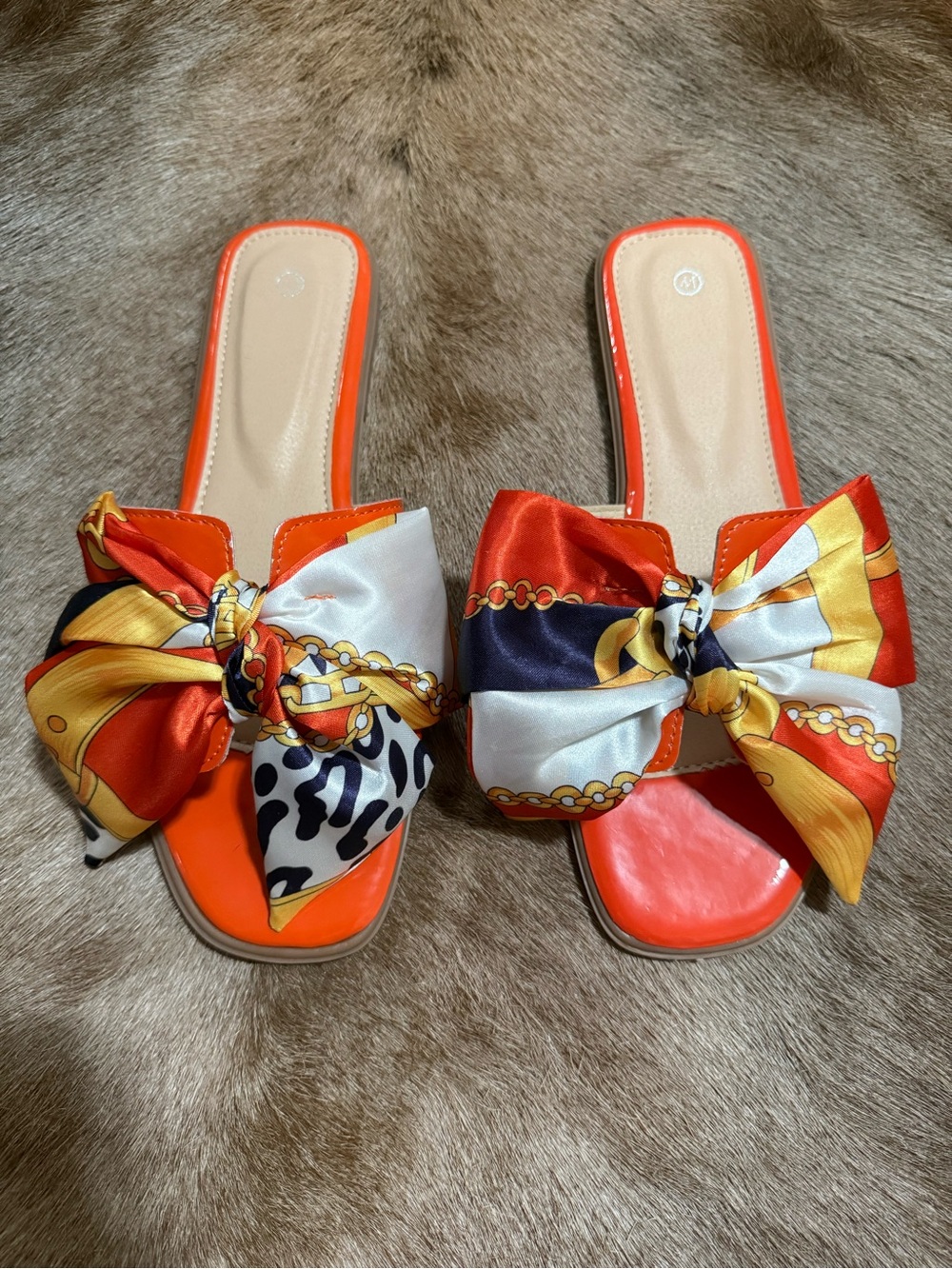 Never worn - Women’s Orange Bow Slide Sandals/Slides with Printed Scarf Accent